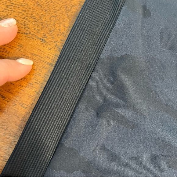 Athleta women’s navy Brooklyn ankle camo pant size 12 - Picture 4 of 10